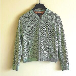 Victoria Beckham women’s pastel green crotchet dress blazer with full zipper.